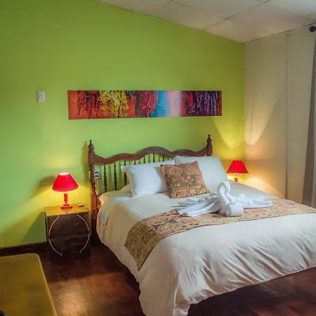 Pirwa Garcilaso Hostel